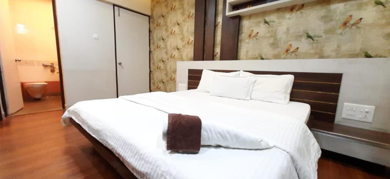 Majickmoments Hadapsar-Magarpatta Pune Exterior photo