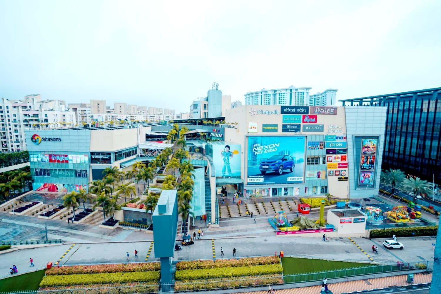 Majickmoments Hadapsar-Magarpatta Pune Exterior photo